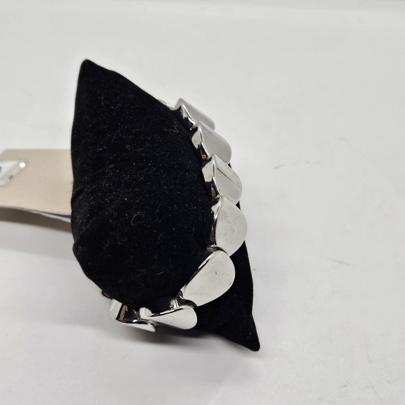 14th and Union silver tone stretch bracelet - Picture 4 of 5